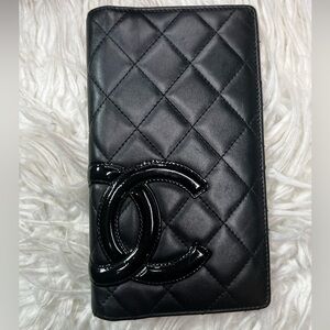 CHANEL 
Calfskin Quilted Cambon Yen Wallet Black